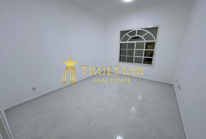 73875373 - Property Image 3