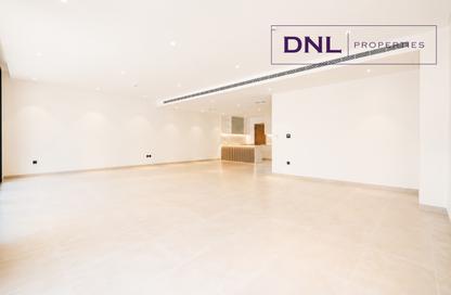 Villa - 5 - 6 for sale in California Residence - California Village - Dubai
