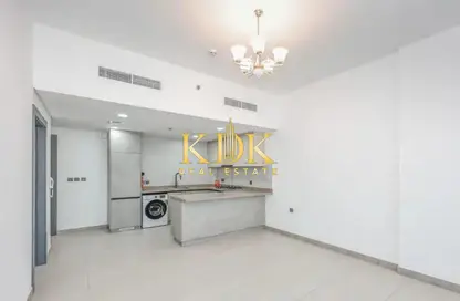 شقة - 2 غرف نوم - 3 حمامات للايجار في مساكن أواسيس فيستا - الضاحية 13 - قرية جميرا الدائرية - دبي