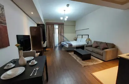 Apartment - 1 Bathroom for rent in Platinum One - Arjan - Dubai