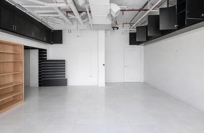Shop - Studio - 1 Bathroom for rent in Vincitore Palacio - Arjan - Dubai