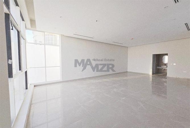 16122900 - Property Image 2