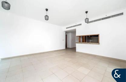 Apartment - 2 Bedrooms - 2 Bathrooms for rent in Shemara Tower - Marina Promenade - Dubai Marina - Dubai