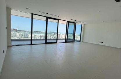 Apartment - 4 Bedrooms - 6 Bathrooms for sale in Sharjah Terraces - Al Khan Lagoon - Al Khan - Sharjah