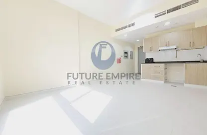 شقة - 1 حمام للايجار في ساحة الكرامة - الكرامة - دبي