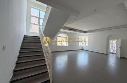 Villa - 5 - 5 for rent in Al Barsha 2 Villas - Al Barsha 2 - Al Barsha - Dubai Villa - 5 - 5 for rent in Al Barsha 2 Villas - Al Barsha 2 - Al Barsha - Dubai