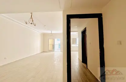 Apartment - 1 Bedroom - 2 Bathrooms for rent in Muwaileh 29 Building - Muwaileh - Sharjah