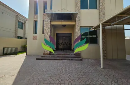 Villa - 5 Bedrooms - 4 Bathrooms for rent in Al Manara - Dubai
