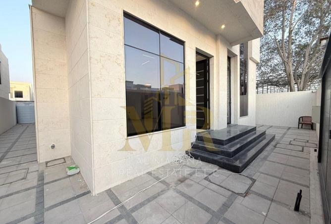 108185312 - Property Image 3