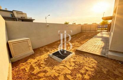 Townhouse - 4 - 4 for rent in Verona - Damac Hills 2 - Dubai
