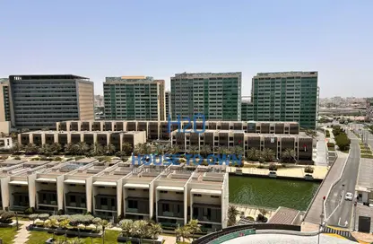 شقة - 2 غرف نوم - 3 حمامات للبيع في الرحبة - المنيرة - شاطئ الراحة - أبوظبي