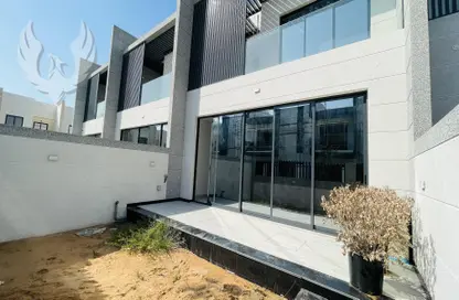 تاون هاوس - 4 غرف نوم - 5 حمامات للايجار في القرية الغربية - الفرجان - دبي