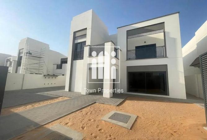 141462604 - Property Image 2