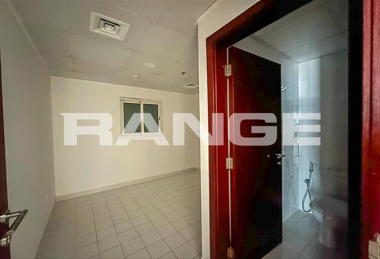 Modern Living |Prime Location | Largest 2+Maid photo 7