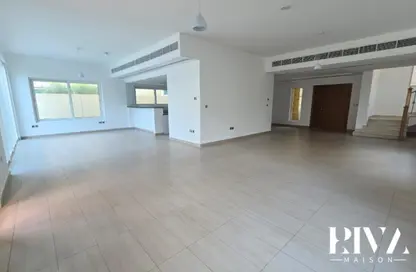 Villa - 4 Bedrooms - 3 Bathrooms for rent in Jumeirah Park - Dubai