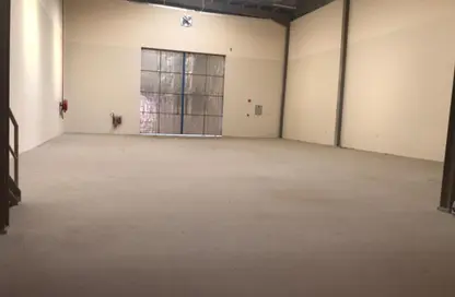 Warehouse - Studio - 1 Bathroom for rent in Ali Mousa Building - Al Sajaa Industrial - Al Sajaa - Sharjah