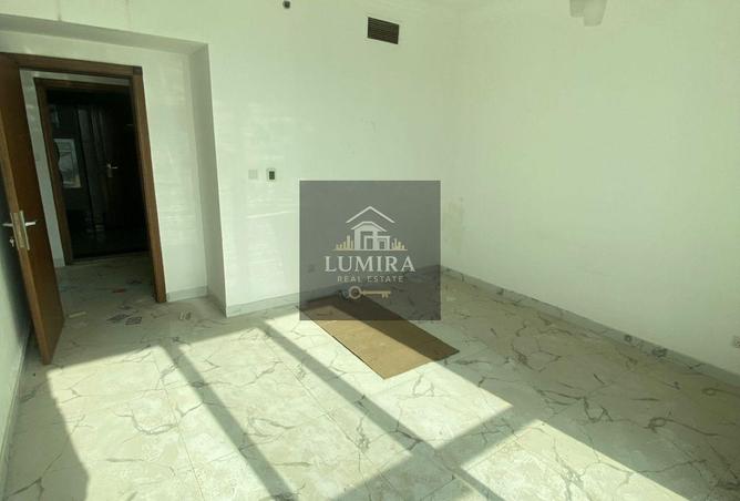 56975642 - Property Image 2