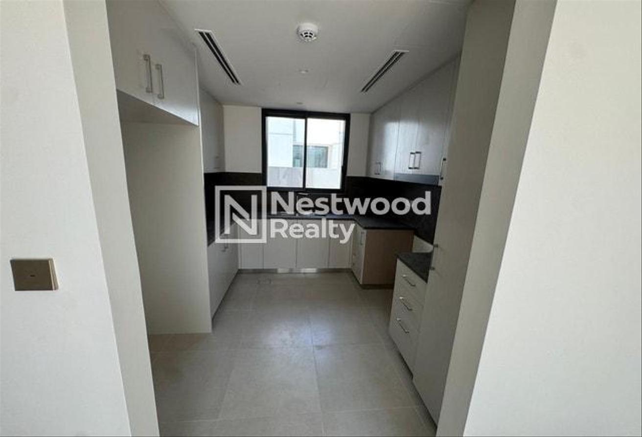Single Row | Multiple Units Available | Big Plot photo 7