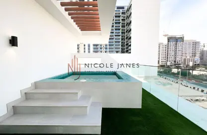 شقة - 2 غرف نوم - 2 حمامات للبيع في أكسفورد تيراسز - منطقة 11 - قرية جميرا الدائرية - دبي