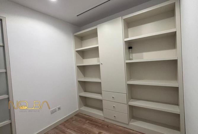 53573757 - صورة العقار 2