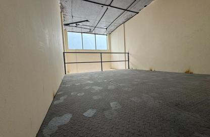 Shop - Studio for rent in Al Jurf 1 - Al Jurf - Ajman Downtown - Ajman