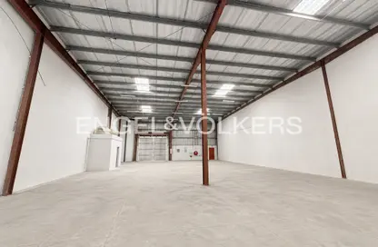 Warehouse - Studio - 1 Bathroom for rent in 8WD - Dubai Investment Park 1 (DIP 1) - Dubai Investment Park (DIP) - Dubai