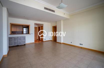 Apartment - 1 Bedroom - 2 Bathrooms for rent in Al Sultana - Shoreline Apartments - Palm Jumeirah - Dubai
