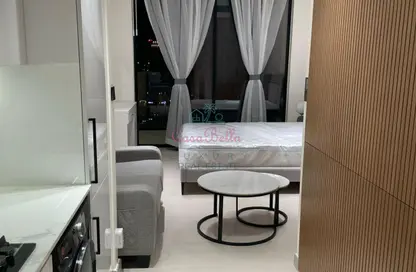 شقة - 1 حمام للايجار في بن غاطي أزور - منطقة 16 - قرية جميرا الدائرية - دبي