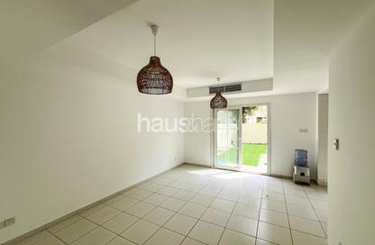 Villa - 2 Bedrooms - 2 Bathrooms for rent in Springs 12 - The Springs - Dubai Villa - 2 Bedrooms - 2 Bathrooms for rent in Springs 12 - The Springs - Dubai