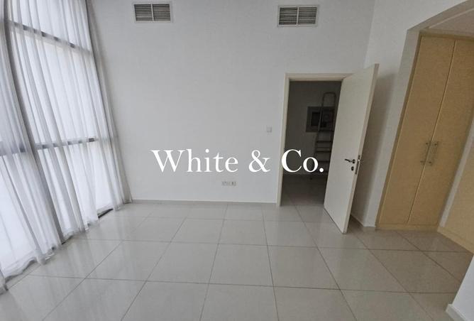 97381360 - Property Main Image