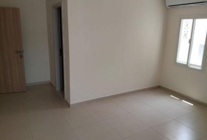 80717687 - Property Image 3