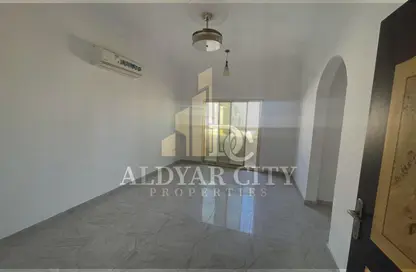 شقة - غرفة نوم - 2 حمامات للايجار في فلل الروضة 3 - 3  الروضة - الروضة - عجمان