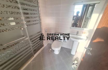 Apartment - 1 Bedroom - 2 Bathrooms for rent in Ali Mousa Tower 2 - Al Majaz 2 - Al Majaz - Sharjah Apartment - 1 Bedroom - 2 Bathrooms for rent in Ali Mousa Tower 2 - Al Majaz 2 - Al Majaz - Sharjah