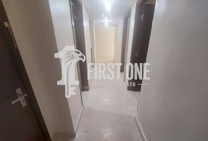 87858267 - Property Image 3
