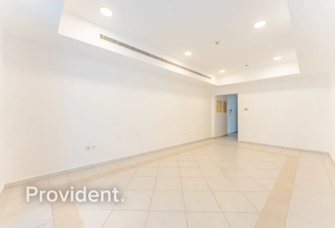 122911788 - Property Main Image