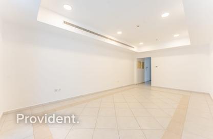 Apartment - 2 Bedrooms - 3 Bathrooms for sale in Princess Tower - Dubai Marina - Dubai