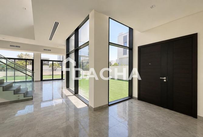 100413411 - Property Image 2