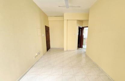 Apartment - 1 Bedroom - 1 Bathroom for rent in Al Shamsi 1 - Muwaileh Commercial - Sharjah