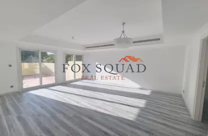 فيلا - 3 غرف نوم - 3 حمامات للايجار في الينابيع 4 - الينابيع - دبي