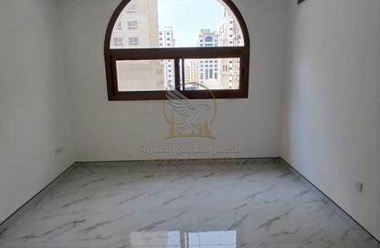 Apartment - 1 - 2 for rent in Al Mahatta - Al Qasimia - Sharjah