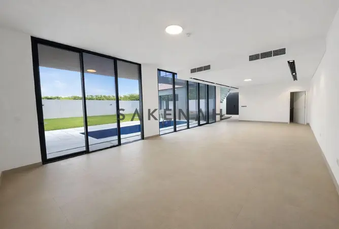 83210745 - Property Image 3