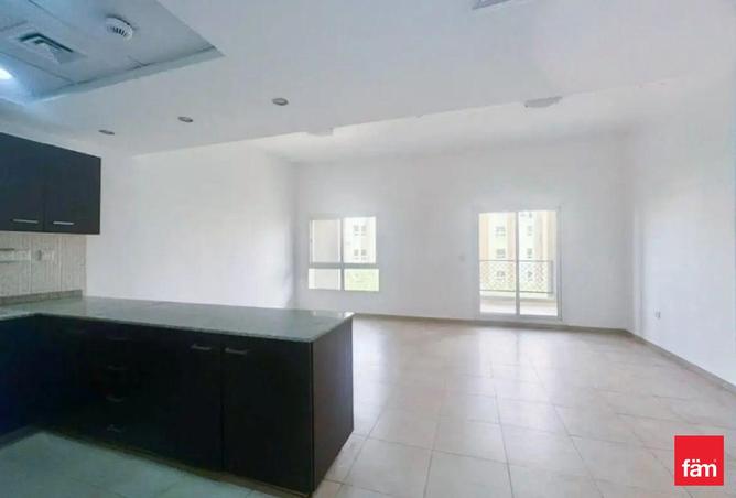 81922592 - Property Image 3