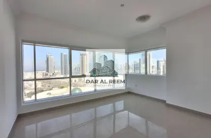 Apartment - 3 Bedrooms - 3 Bathrooms for rent in New Al Taawun Road - Al Taawun - Sharjah