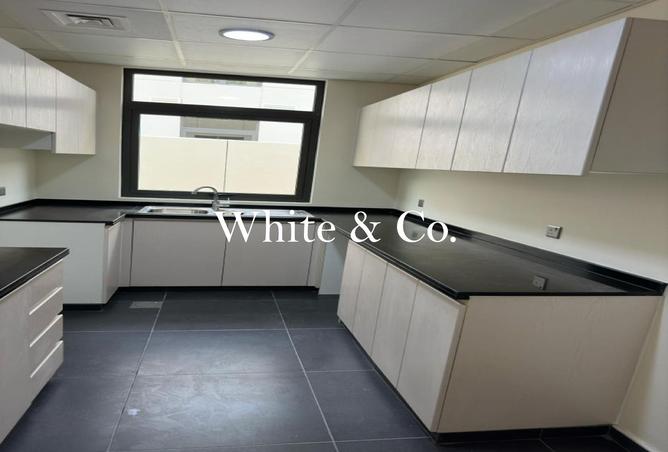 73110398 - صورة العقار 3