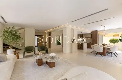 Villa - 4 Bedrooms - 4 Bathrooms for sale in Legacy Large - Legacy - Jumeirah Park - Dubai Villa - 4 Bedrooms - 4 Bathrooms for sale in Legacy Large - Legacy - Jumeirah Park - Dubai
