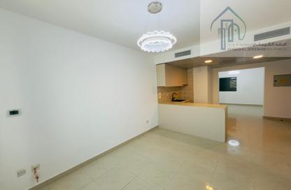 Apartment - 1 Bedroom - 2 Bathrooms for rent in New Dubai Gate 1 - JLT Cluster Q - Jumeirah Lake Towers - Dubai