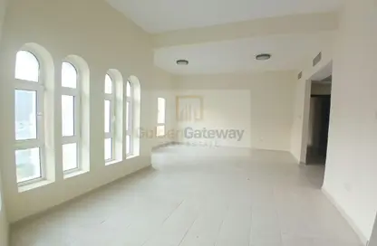 Apartment - 2 Bedrooms - 3 Bathrooms for rent in Building 129 - Cactus Cluster - Discovery Gardens - Dubai