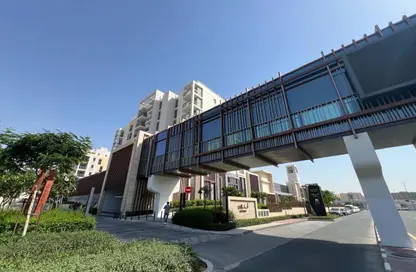 شقة - غرفة نوم - 1 حمام للبيع في أبتاون الزاهية - الزاهية - تجارية مويلح - الشارقة