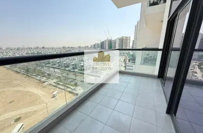 شقة - غرفة نوم - 2 حمامات للايجار في غرب الفرجان - الفرجان - دبي