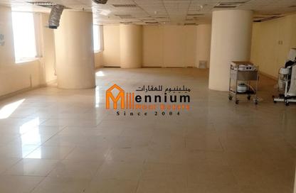 Co-working space - Studio - 2 Bathrooms for rent in Ali Mousa Tower 1 - Al Majaz 2 - Al Majaz - Sharjah